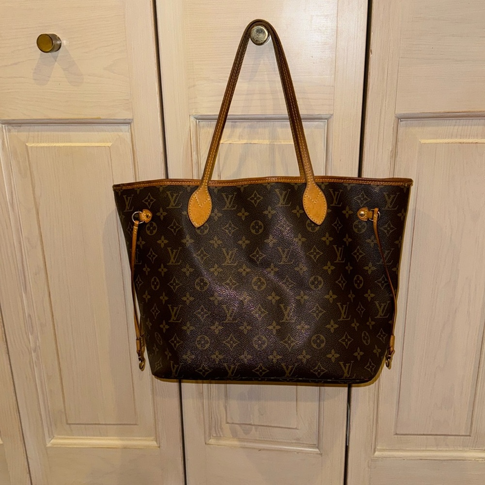 Louis Vuitton mm neverfull